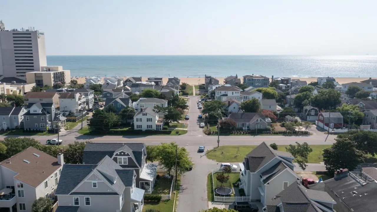 The North End Bungalow Virginia Beach